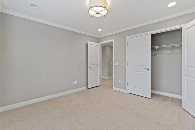 Building Photo - 5912 Danann Dr