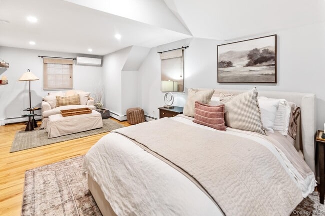 Building Photo - 79 E Tiana Rd