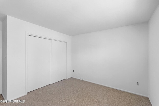 Building Photo - 1606 Main St