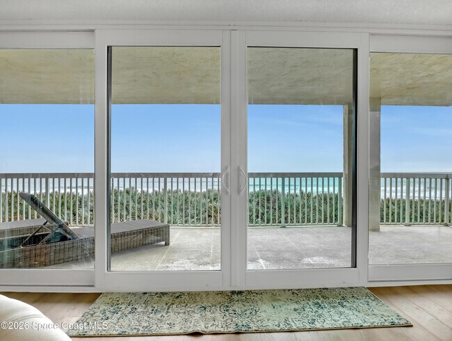 Building Photo - 401 Jimmy Buffett Mem Hwy
