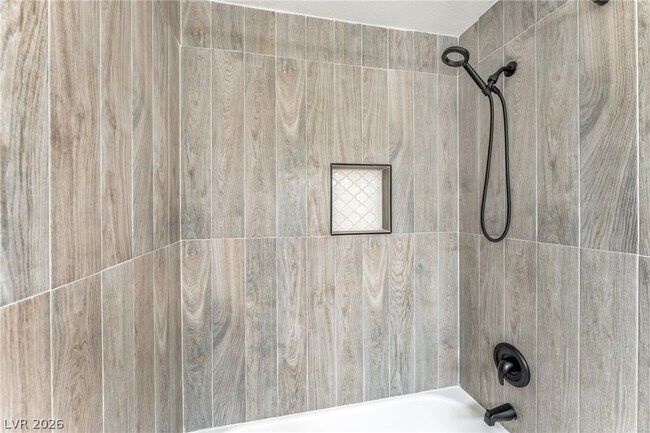 Building Photo - 6224 Yerba Ln