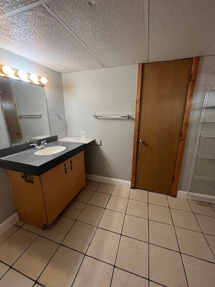 Basement bathroom - 1212 W Carson St