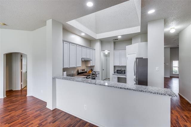 Building Photo - 7104 Sunburst Trail