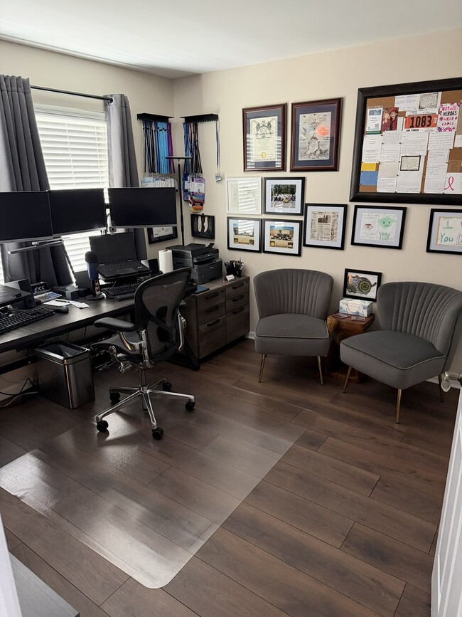 Building Photo - 3401 Kentshire Cir