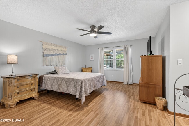 Building Photo - 32 Kingsley Cir