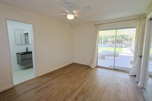 Building Photo - 20450 College Blvd