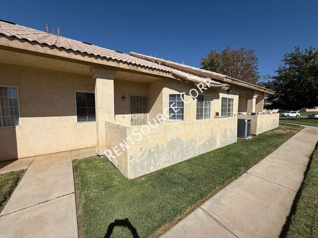 Building Photo - 44545 16th St E