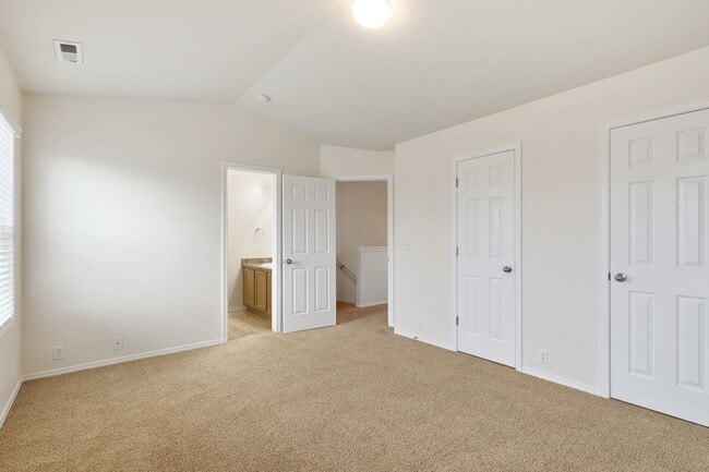 Building Photo - 7475 Countryside Grove