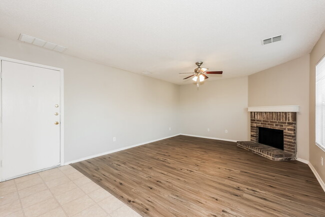 Building Photo - 4049 Golden Horn Ln