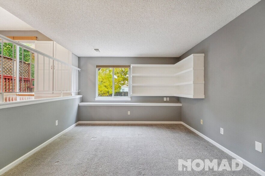 Building Photo - 3206 Crockett St