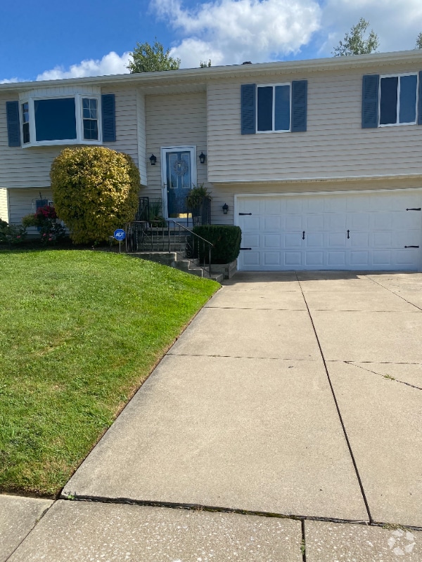 Building Photo - 2953 Marcella Dr