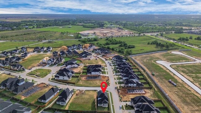 Building Photo - 7414 New Pecan Dr