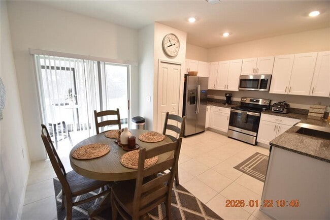 Building Photo - 10296 Trumpet Honeysuckle Wy