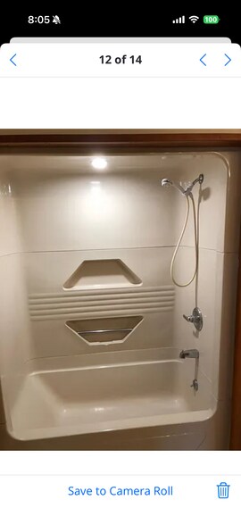 Building Photo - 144 Seeley St