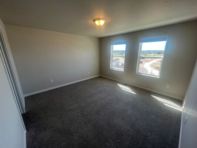 Building Photo - Modern 3 Bed 3 Bath Townhome off of N Carefree and Tutt!!! **Built in 2023**