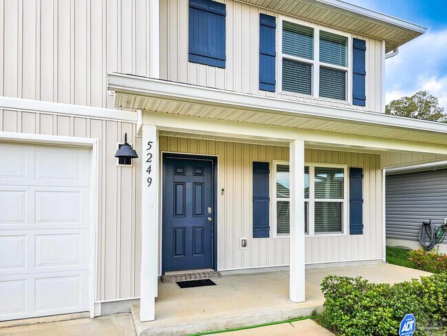 Building Photo - 5249 Peach Dr