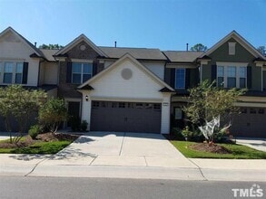 Building Photo - 409 Chanson Dr