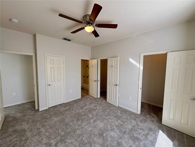 Building Photo - 7559 Plantation Cir