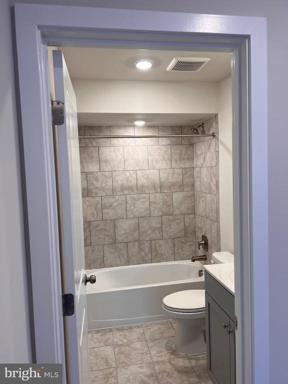 Building Photo - 13931 Anderson Gdn Rd