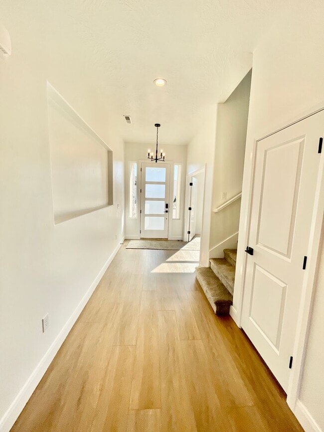 Building Photo - Four-Bedroom Home in Washington Fields