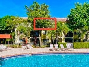 Building Photo - 257 S Cypress Rd