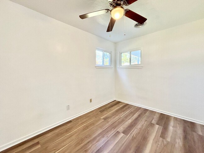 Building Photo - Fully Renovated Home in Chesapeake