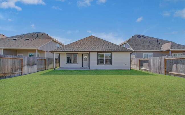 Building Photo - 16823 Bristle Cone Wy