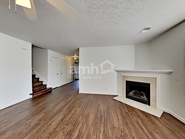 Building Photo - 4804 Irving Ln