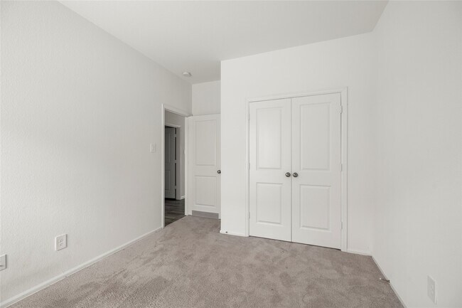 Building Photo - 1351 Antigua Dr