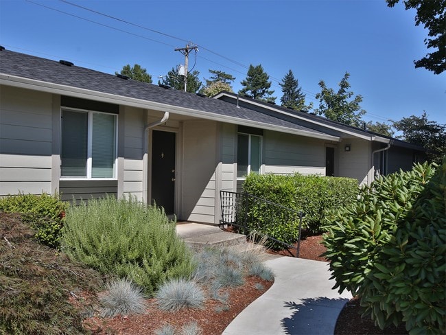 Building Photo - 7238 SW Garden Home Rd