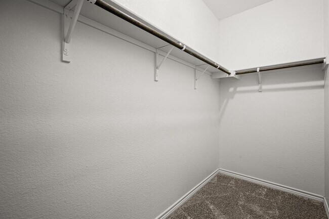 Building Photo - 5417 Vanner Path