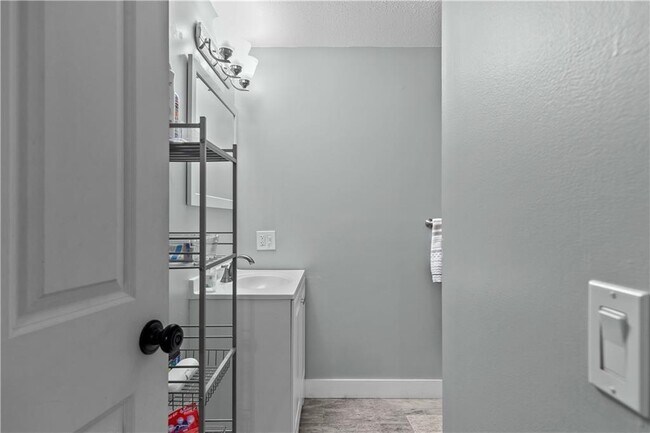 Building Photo - 66 Girard Ave