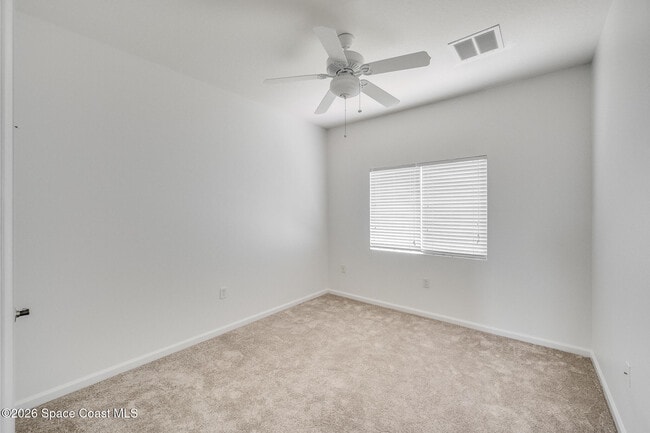 Building Photo - 733 Ventura Dr