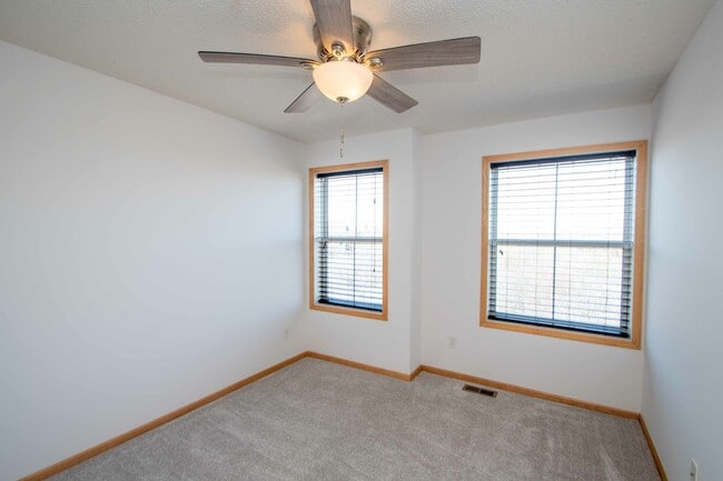 Building Photo - 4665 Victor Path