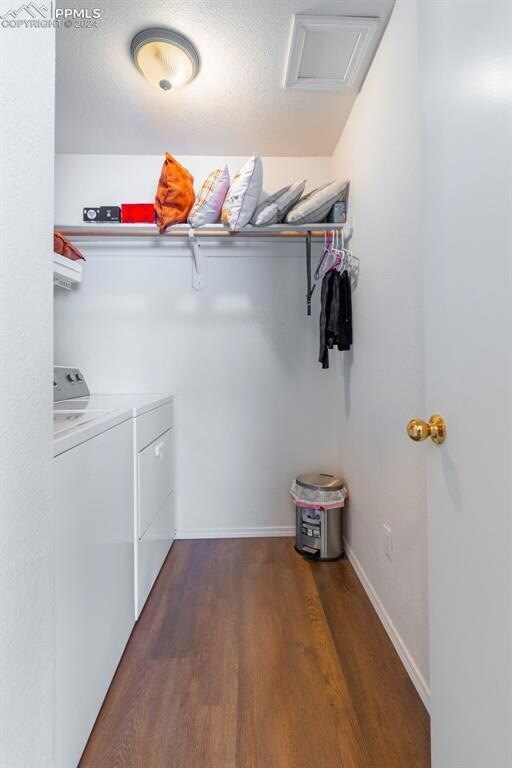 Laundry room with washer and dryer - 1002 Ussie Ave