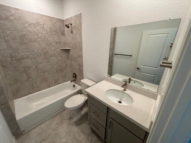 Building Photo - 1224 Purple Martin Dr
