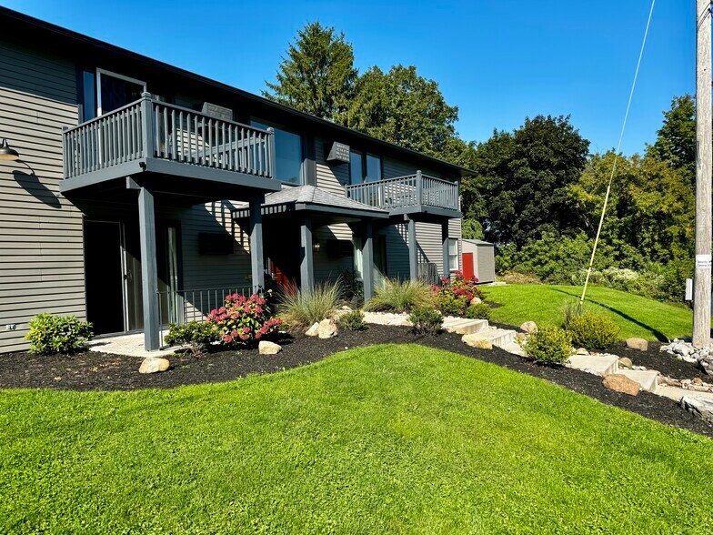 Building Photo - 4901 Grolier Rd