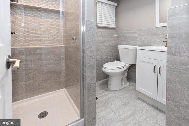 Building Photo - 912 Aston Martin Dr