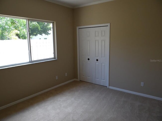 Building Photo - 17712 Hampshire Oak Dr