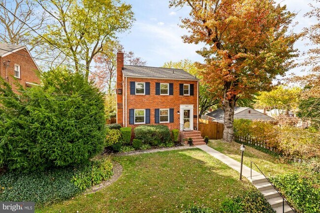 Building Photo - 11612 Galt Ave