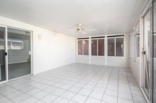 Building Photo - Beautifully Updated Single-Level Home with...