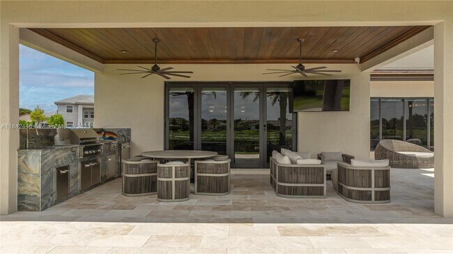 Building Photo - 1830 Meadows Dr