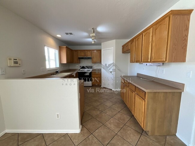 Building Photo - 12405 W Scotts Dr