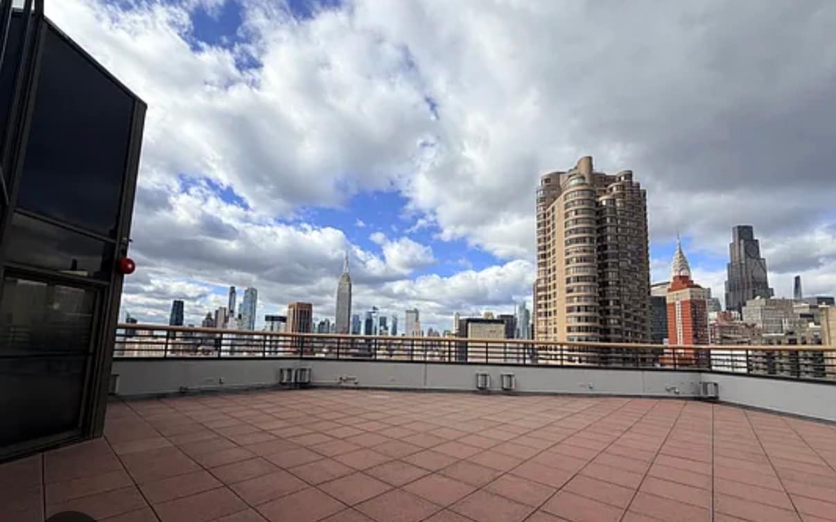 Building Photo - 630 1st Ave