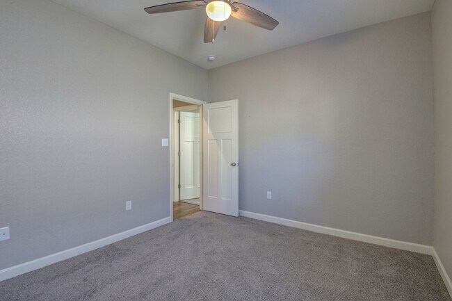 Building Photo - Miller's Glenn Subdivision