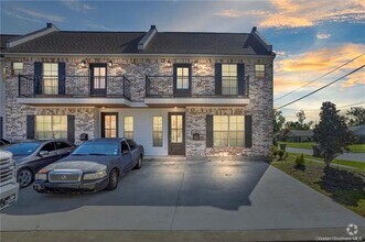 Building Photo - 3635 Croyant Ct