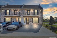 Building Photo - 3635 Croyant Ct