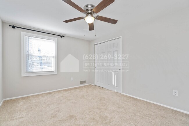 Building Photo - 2511 Kitmore Ln