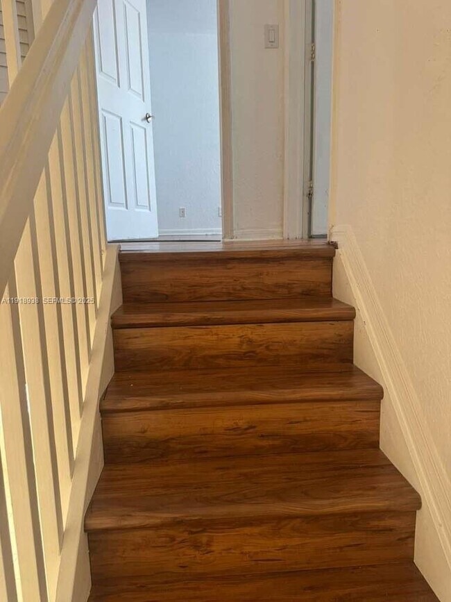 Building Photo - 3970 NW 90th Way