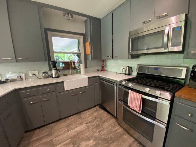 Building Photo - 1603 Briarcliff Blvd
